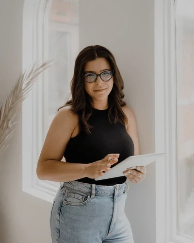 Sabrina Varela, Web & Brand Designer at Mango Media